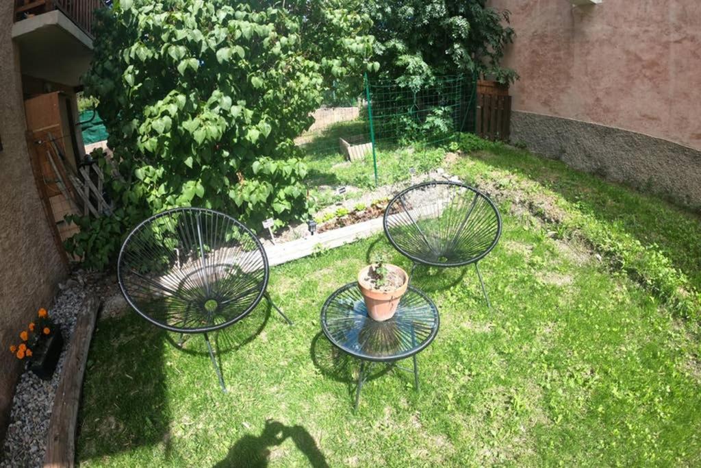Briançon, Appartement avec jardin et terrasse. Exterior foto